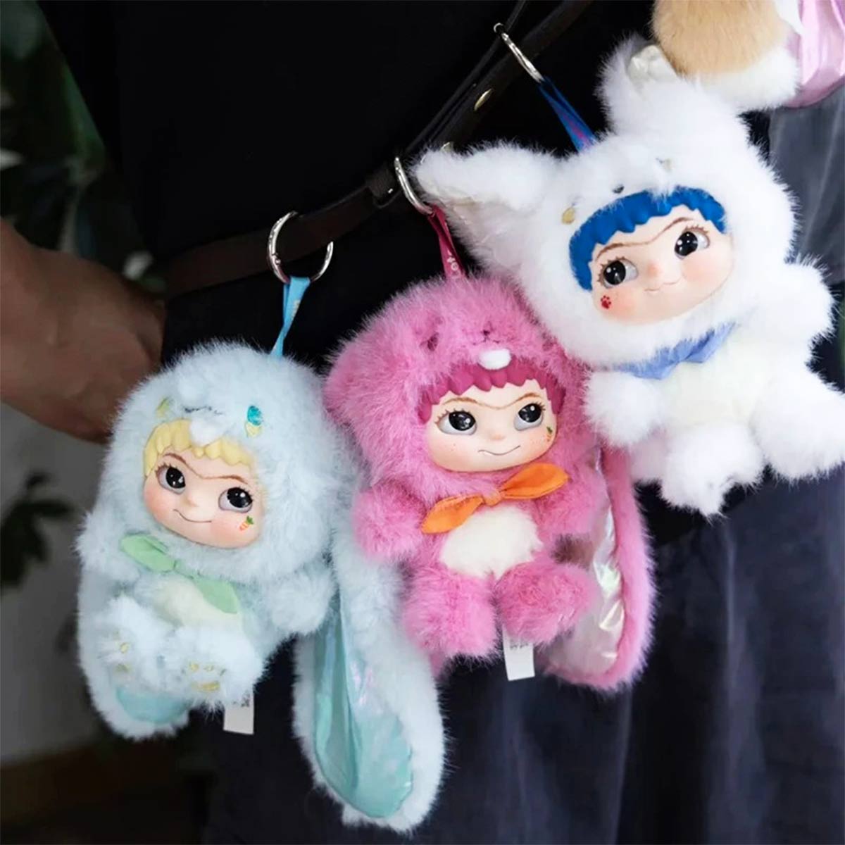 Jucarie de plus breloc surpriza Wakuku iepurasi si vulpite Letsvan