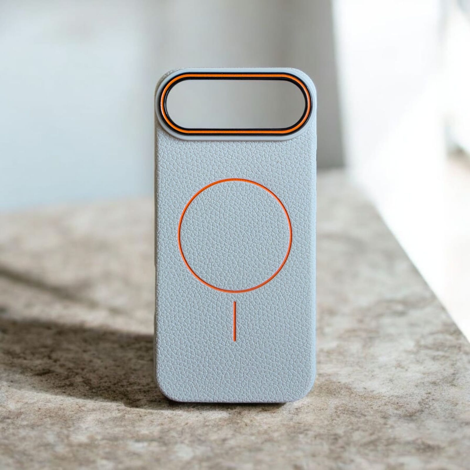 Husa Magnetica pentru iPhone Air, TPU Textura Piele, Alba, Margini Ridicate Protectie Ecran si Camera