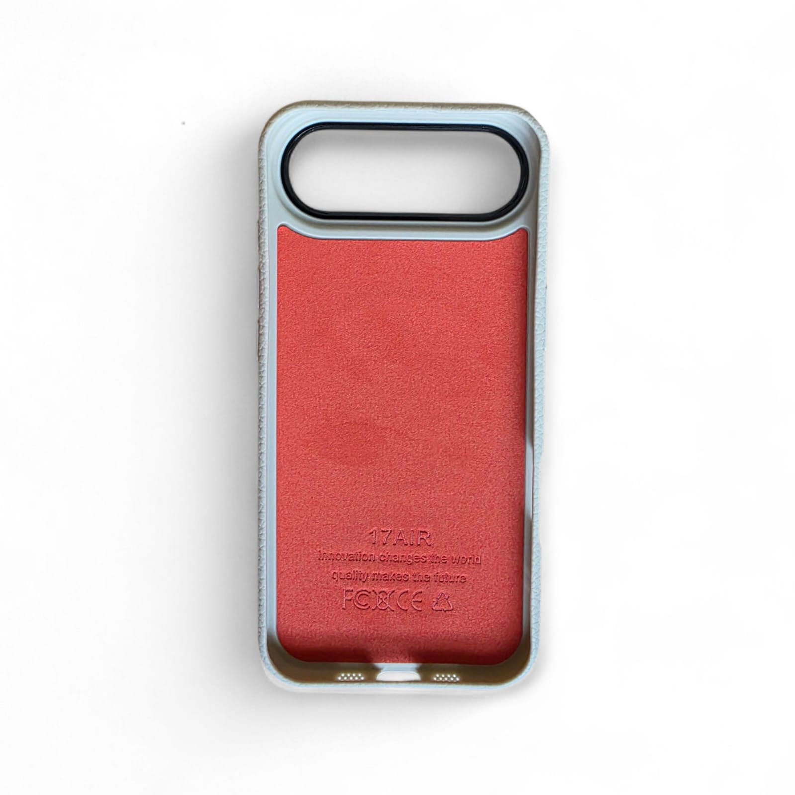 Husa Magnetica pentru iPhone Air, TPU Textura Piele, Alba, Margini Ridicate Protectie Ecran si Camera
