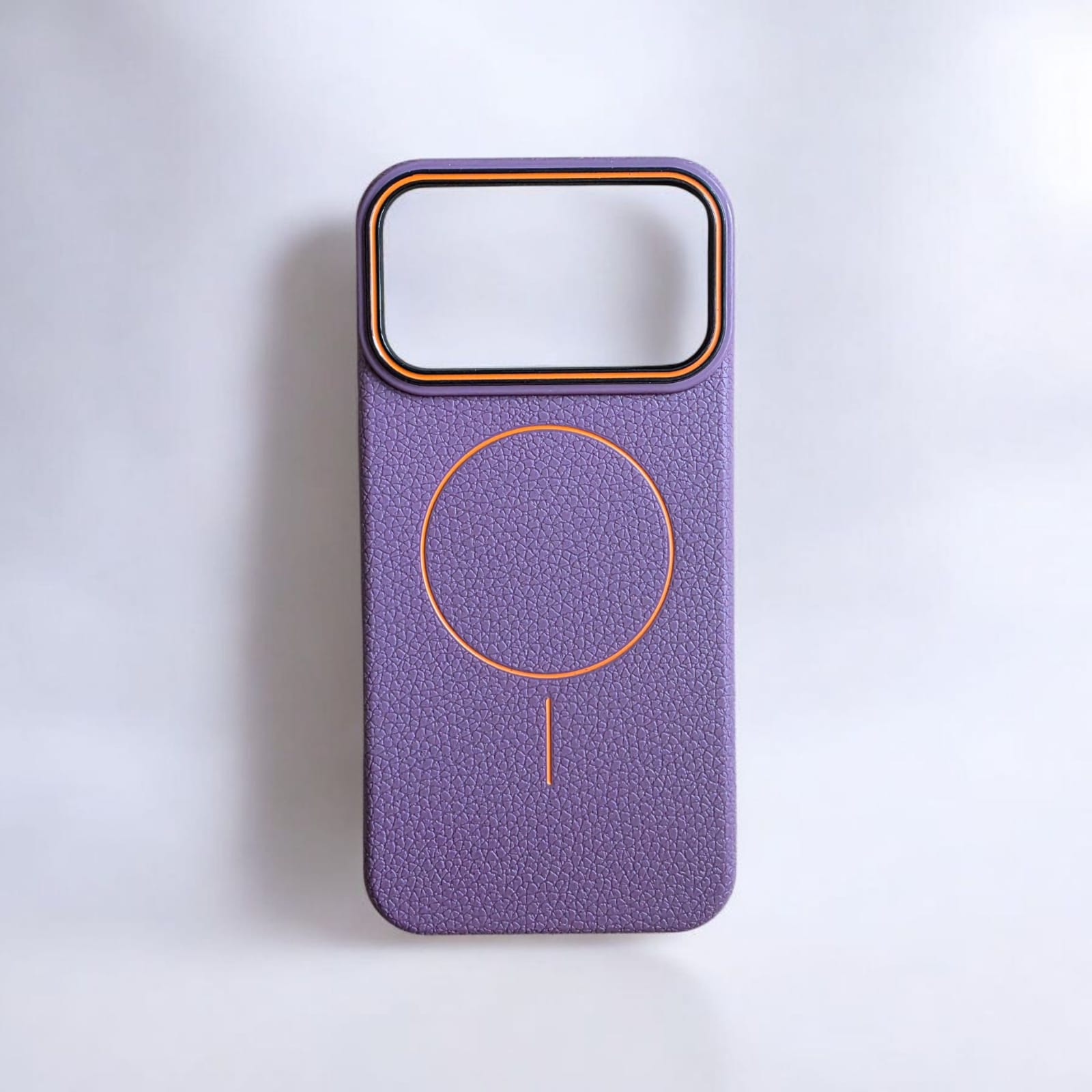 Husă magnetica Case pentru iPhone 17 Pro Max, TPU, culoare mov, margini ridicate, protecție ecran și cameră