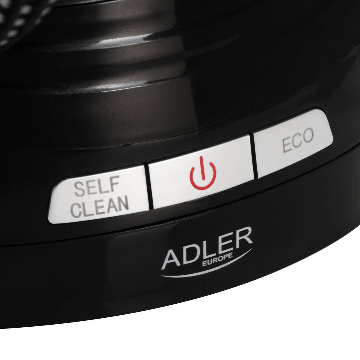 Statie de Calcat cu Abur Adler AD 5047 Rezervor Apa 1.5L Presiune 8Bar Talpa Ceramica Mod ECO Putere Max 3100W Negru/Auriu