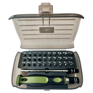 Seturi si accesorii pentru gaurit si insurubat