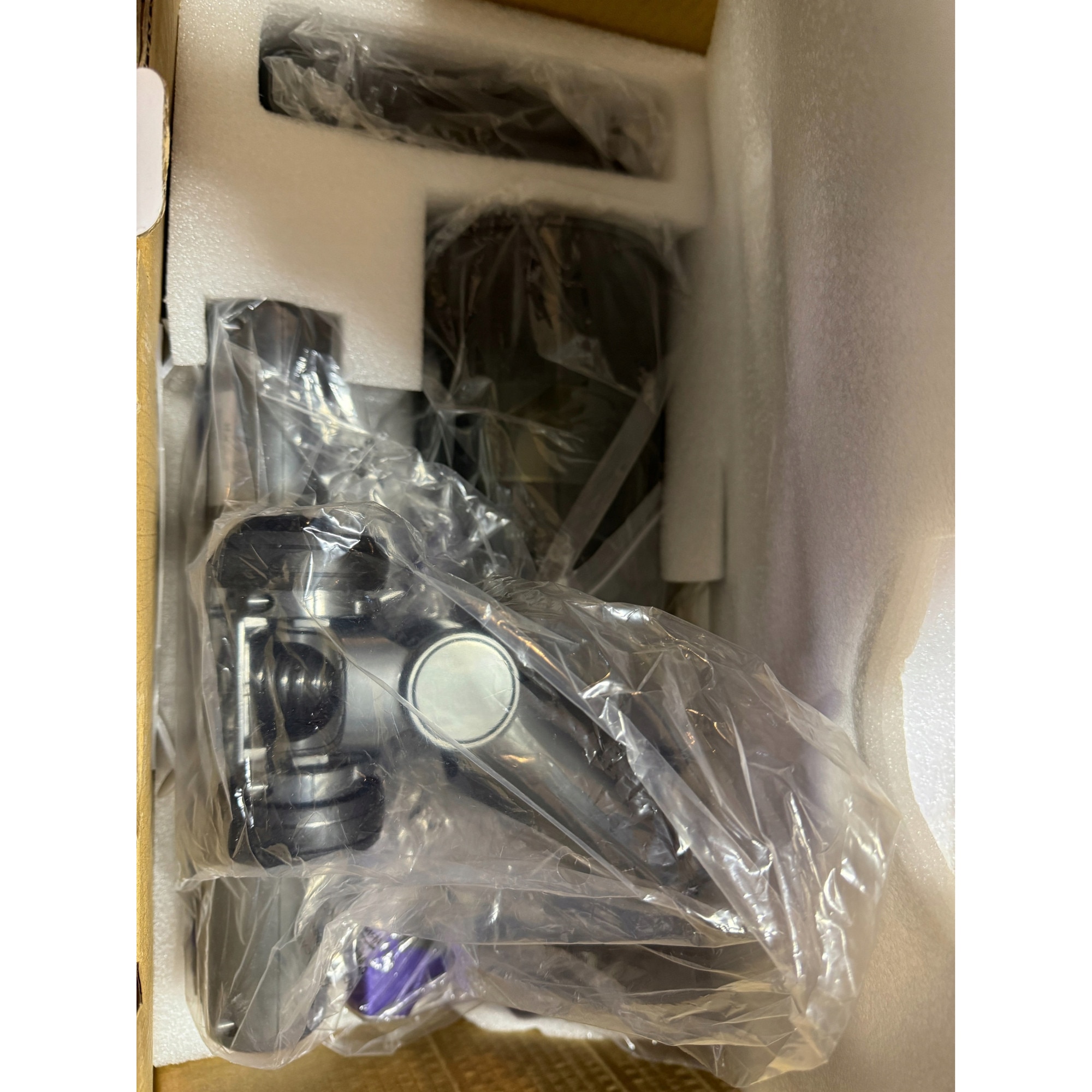Aspirator vertical, 32 kPA, fara fir, Honiture, 5 niveluri putere, ecran LED, violet