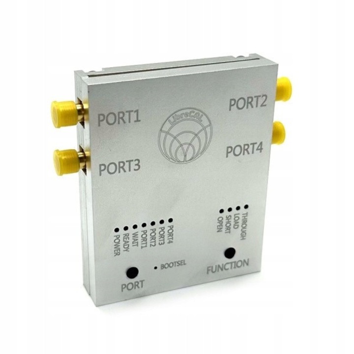 LibreCAL elektronikus kalibráló modul, 4 portos, 9 kHz-6 GHz frekvencia, SMA csatlakozók, USB-C interfész