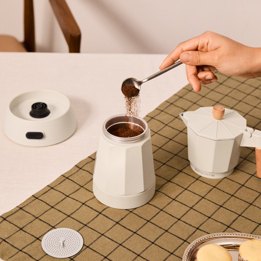 Espressor moka pot electric CREATE, Thera, capacitate rezervor apa 300 ml, potrivit pentru pana la 6 cesti de cafea, timp pregatire 5 min, functie keep warm, BPA Free, baza 360°, 480 W, crem