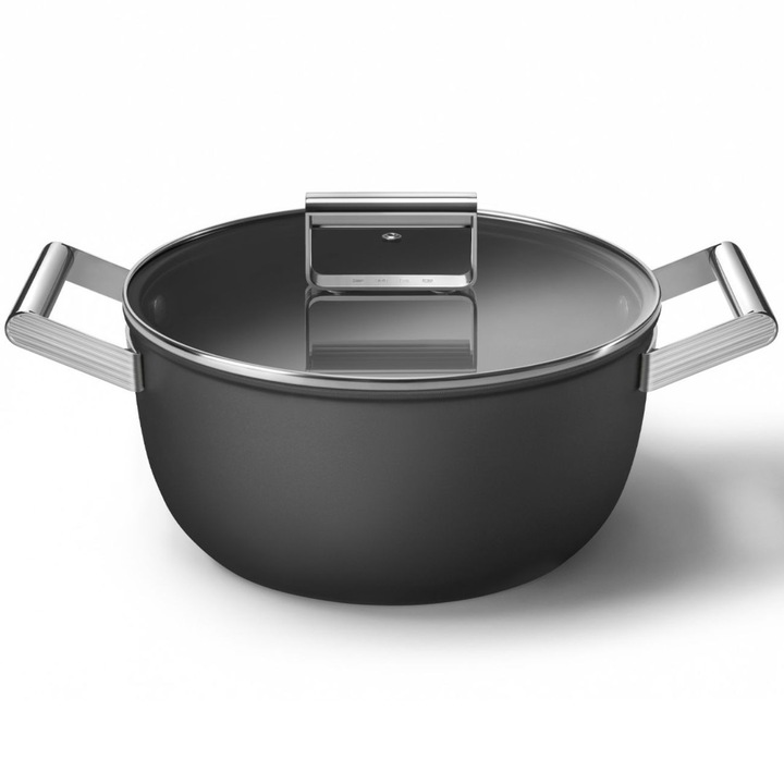 Тенджера Smeg CSF2412BLM, Обем 5.4 л., Диаметър 24 см, Черен