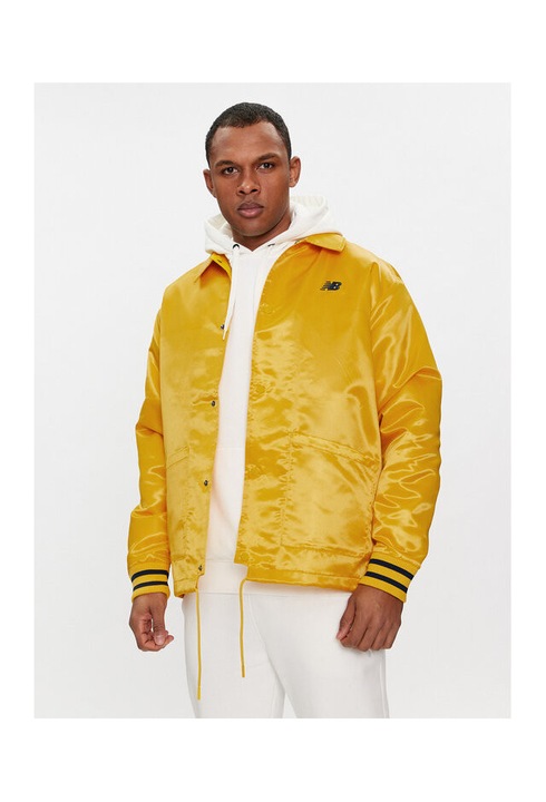 Geaca de tranzitie barbati New Balance, galben, fabricata din materiale de calitate