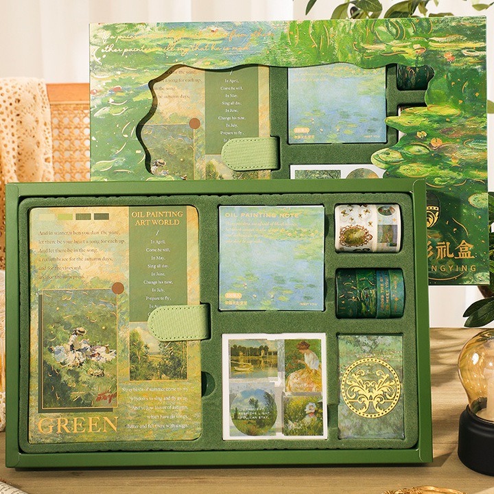 Set 128 de Piese Jurnal DIY „Gradina lui Monet”, Cadou Perfect pentru Fete si Femei de 14-30 Ani, LISM® - Jurnal de Scriere Creativ, Scrapbooking si Arte Manuale, un Caiete Artistic Care aduce Bucurie si Surprize