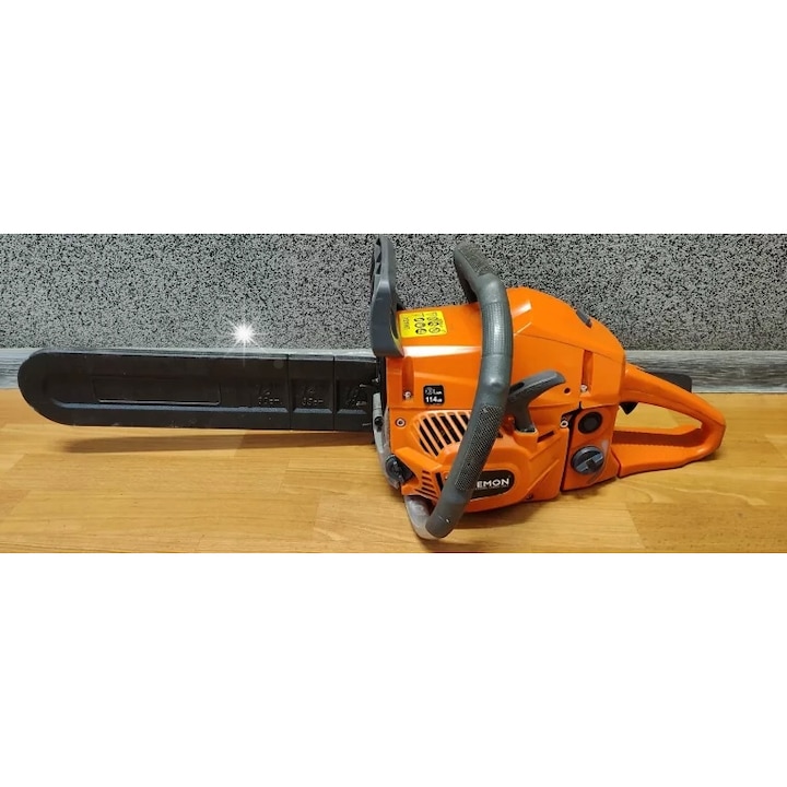 Benzines láncfűrész Demon CS-58T, 15"/38cm, 2,99 LE, 3 x Jasol 2T 0,1L készlettel