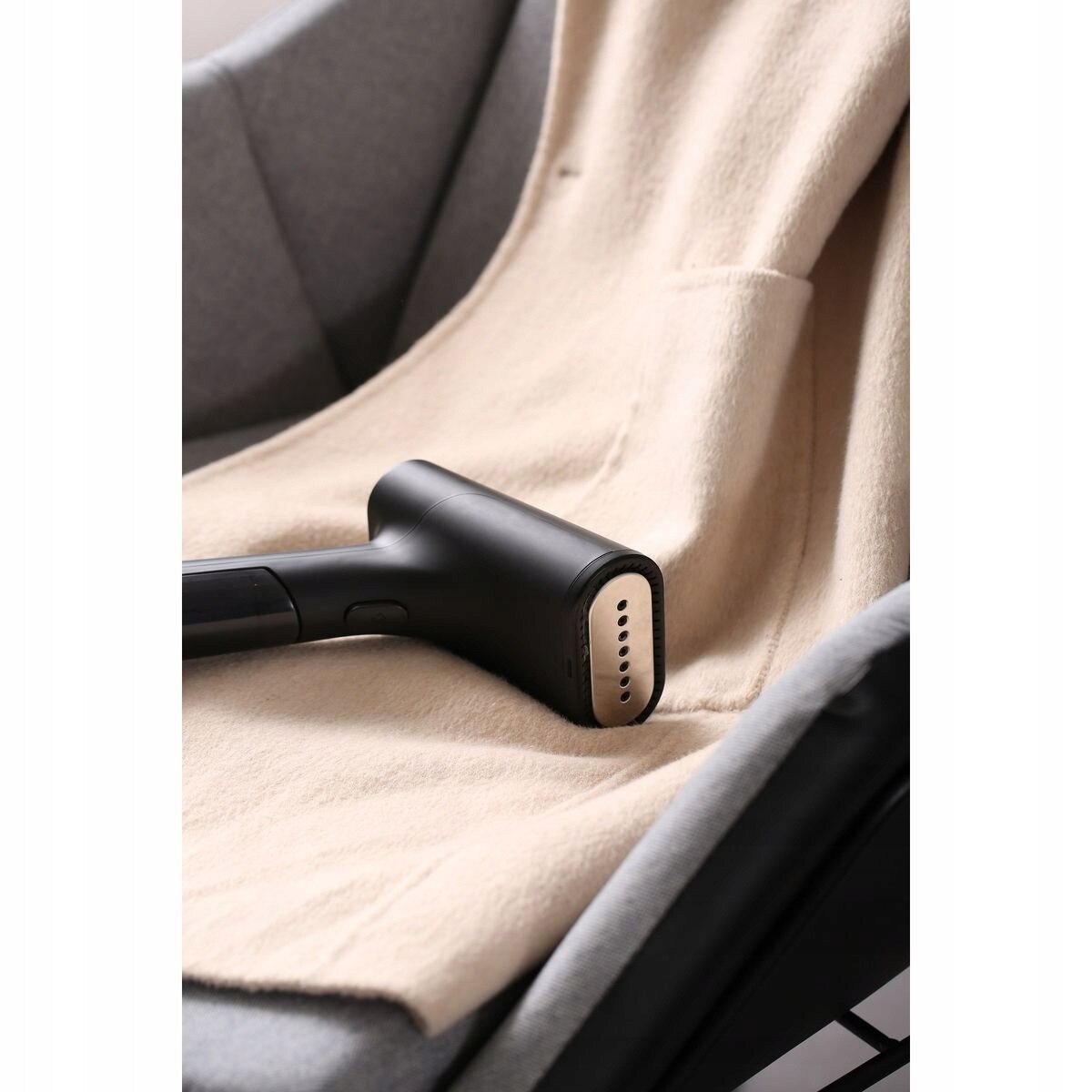 Parownica SteamOne EUDTC75B, 1600W, 0,075l, abur continuu 25g/min, neagra, 363x134x183mm
