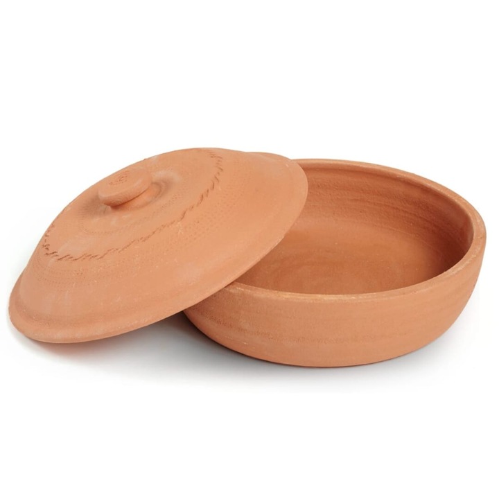 Сръбски глинен съд, тепсия Домашен вкус 33см с капак