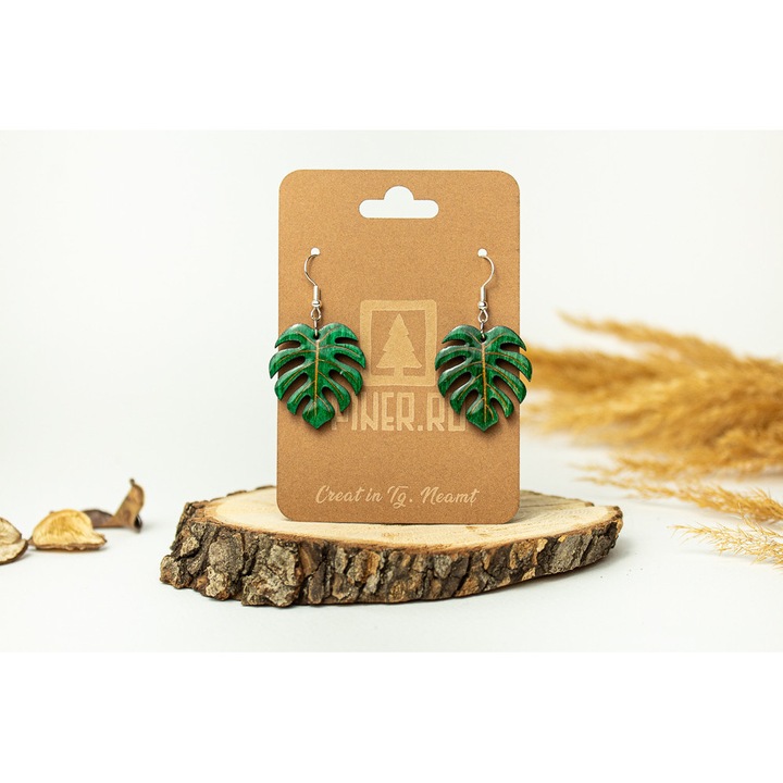 Cercei handmade din lemn, model Monstera, nuante naturale, hipoalergenic