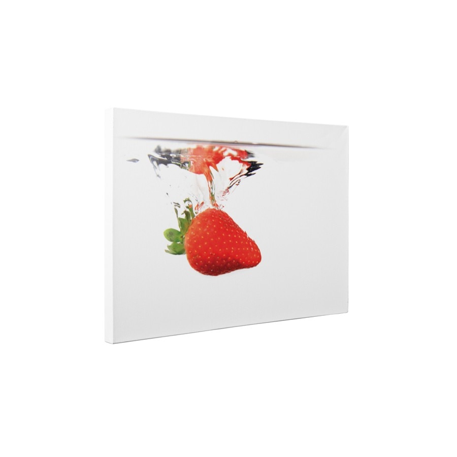 Capsuna in apa - Tablou Canvas - 60x75 cm