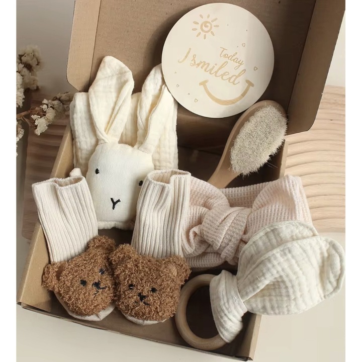 Set haine pentru nou-nascuti, 5 piese, culori pastelate, bumbac, 68-74 cm