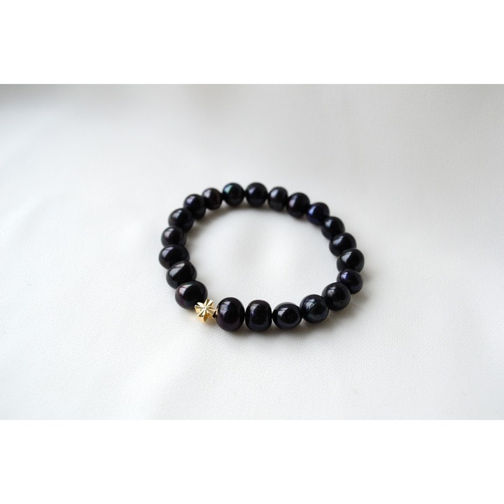 Bratara Barbati din Perle Reale, Culoare Neagra, Cruce din Argint, Marime universala