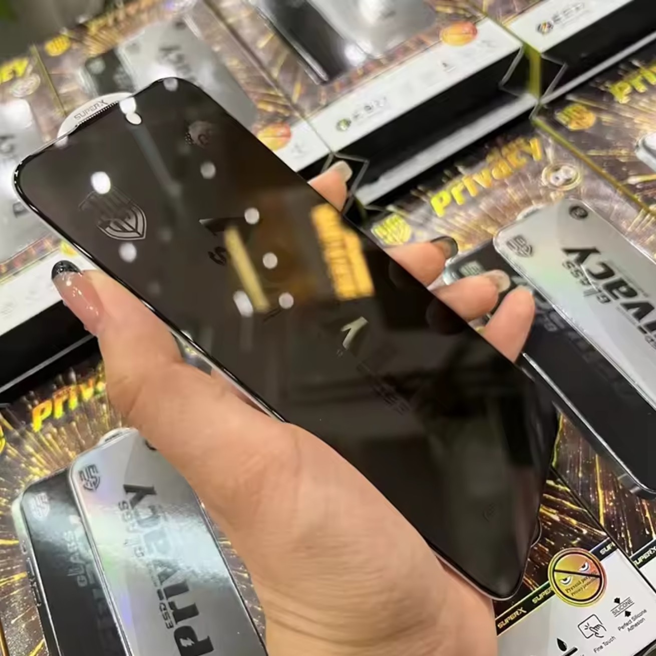 Folie de Sticla Privacy OG pentru Realme C67, Flippy, Sticla Securizata ESD Antistatica, Super-X, cu Margini Negre, Rezistenta la Zgirieturi, 0.30 mm, Transparenta