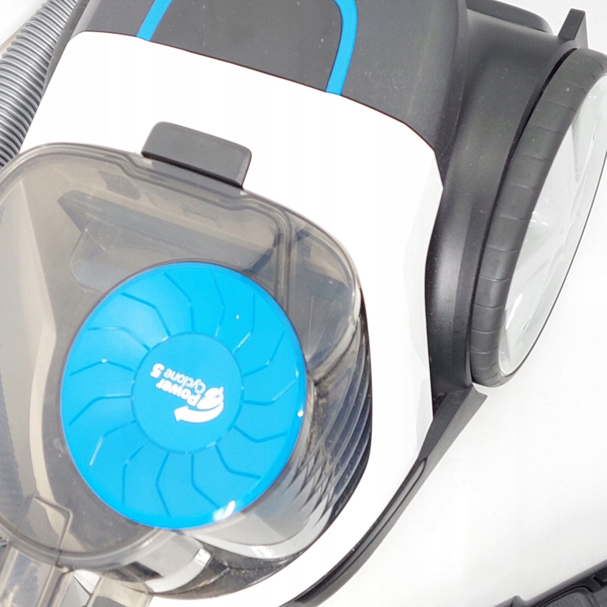 Aspirator fara sac Philips PowerPro Compact FC9332/09 650W, capacitate 1.5l, tehnologie PowerCyclone 5, filtru HEPA