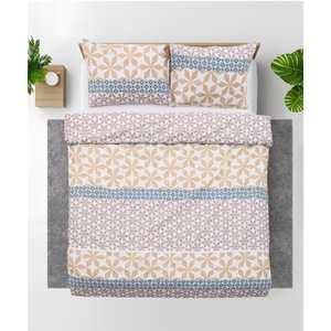 Ágytakarók és plédek