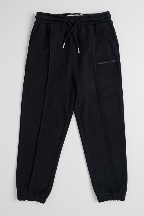 CALVIN KLEIN, Kényelmes fazonú szabadidőnadrág varrásokkal az elején, Fekete