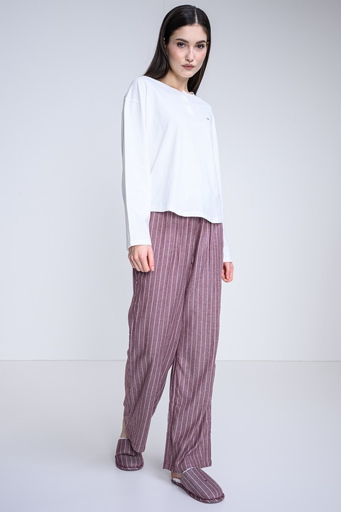 Tommy Hilfiger, Set de pijama cu pantaloni lungi, croiala lejera si papuci, Visiniu/Alb murdar