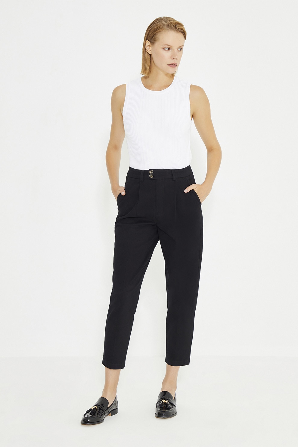 Just Like You, Pantaloni crop cu croiala conica, Negru, 38