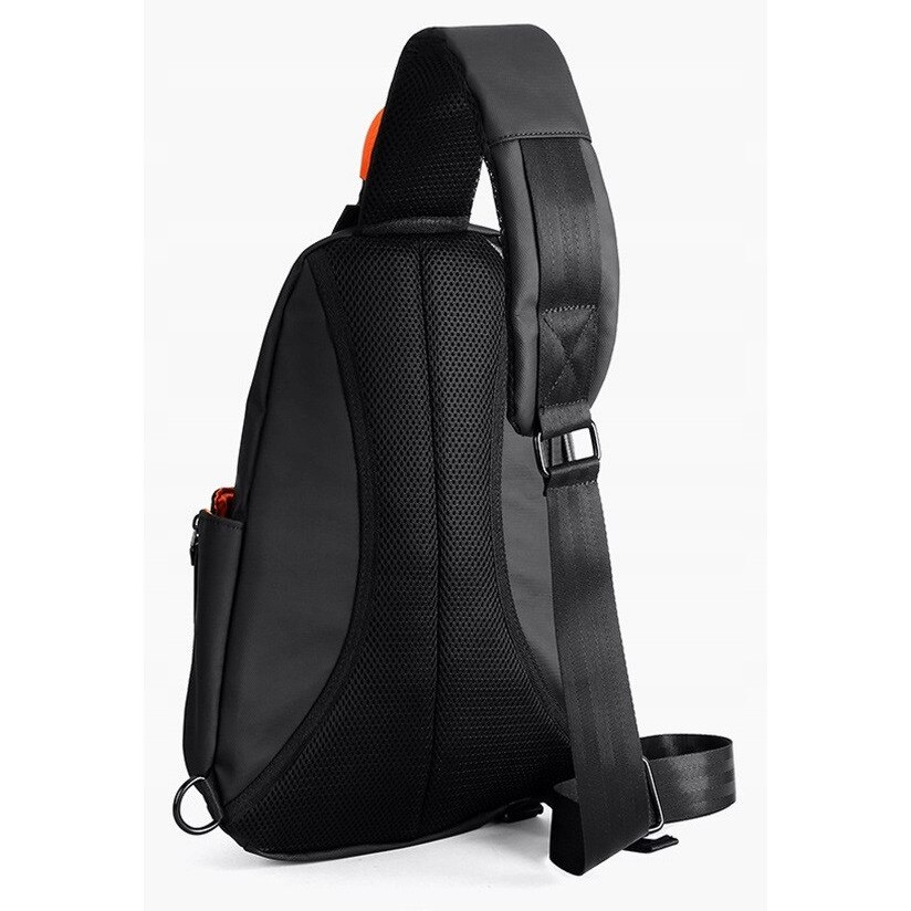Rucsac pe un singur umar K&M, pentru laptop 10", impermeabil, cu organizator si port USB, negru, 41x28x11cm