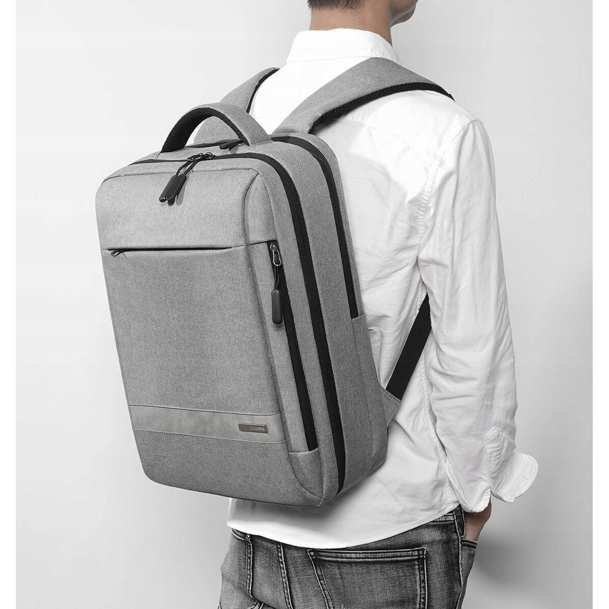 Rucsac laptop K&M, 15,6'', gri, 30l, impermeabil, cu port USB