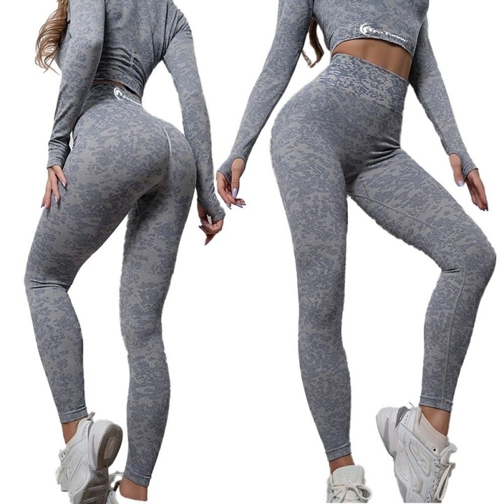 Set costum fitness FitTronic® Y740 Gray, marimea M, croiala moderna, ce pune in valoare formele, material ce se muleaza pe corp