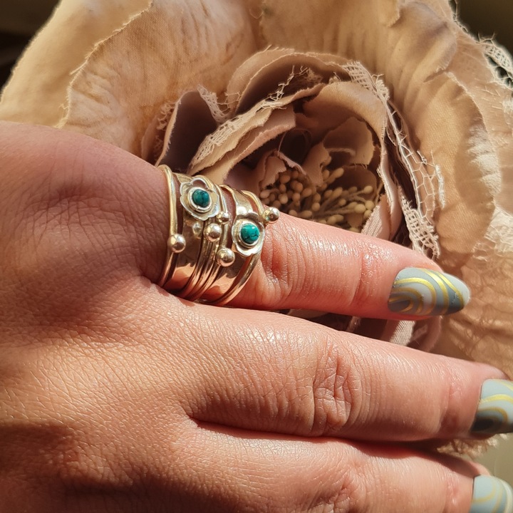 Inel argint 925 cu pietre de Turcoaz, dimensiune 18.2mm, greutate 8.3gr