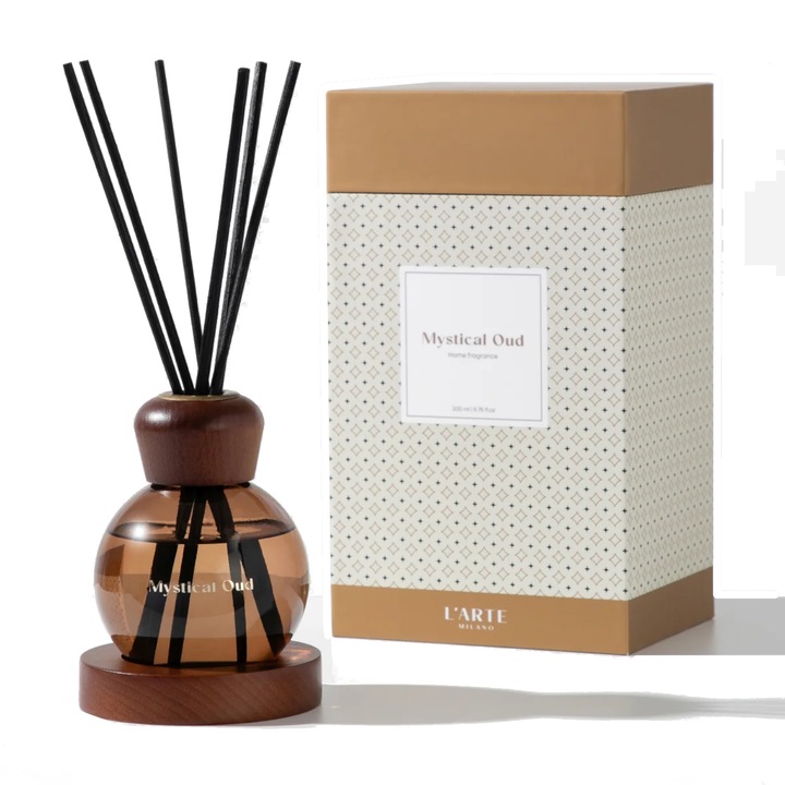 Odorizant camera L'ARTE MILANO "Mystical Oud", 200 ml, set cu 8 betisoare rattan, note de vanilie si gozdic, 140x113x199mm