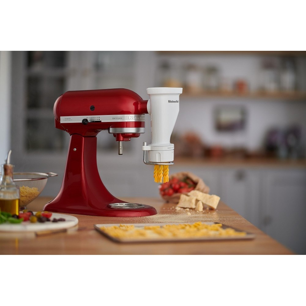 Mixer KitchenAid Artisan 4,8L, rosu, cu bol din inox, 10 viteze Mixer KitchenAid Artisan 4,8L, rosu, cu bol din inox, 10 viteze
