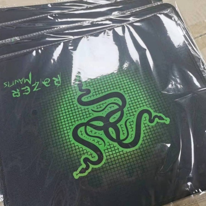 Mousepad gaming din piele, margini intarite, fund antiderapant, 30x40cm