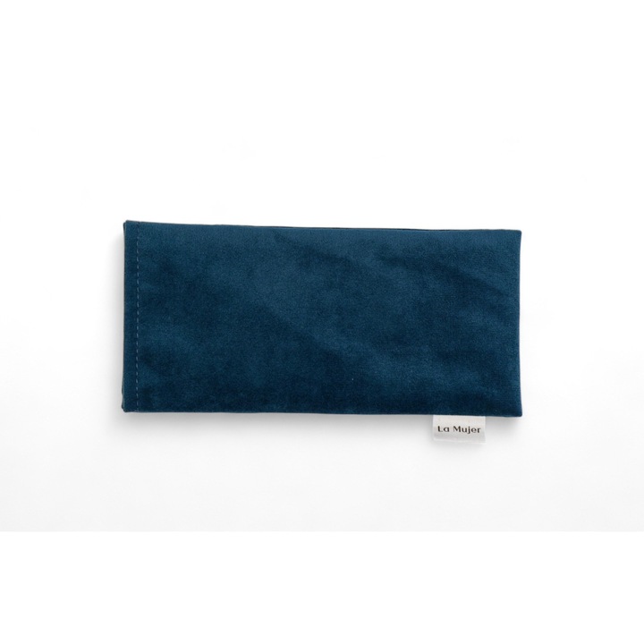 Perna de relaxare, La Mujer, verde marin, 25 cm x 10 cm, 170 g, umplutura: floare de lavanda 40%, seminte de in 60%, material exterior: 100% velur, material interior: 100% bumbac, certificat Oeko-Tex, produs fabricat in intregime in Polonia, ideal pentru