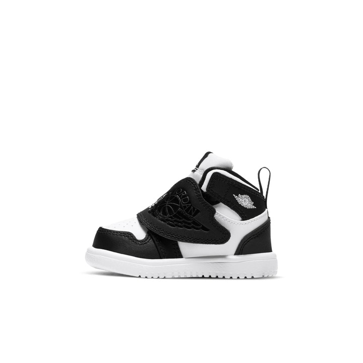 Маратонки Jordan Sky Jordan 1 Bt, Черен
