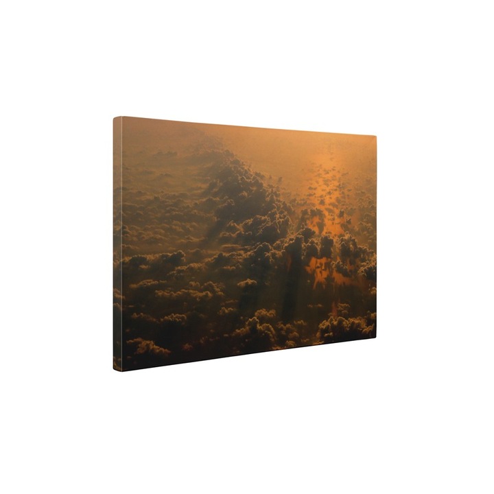 Peste nori - Tablou Canvas - 80x105 cm