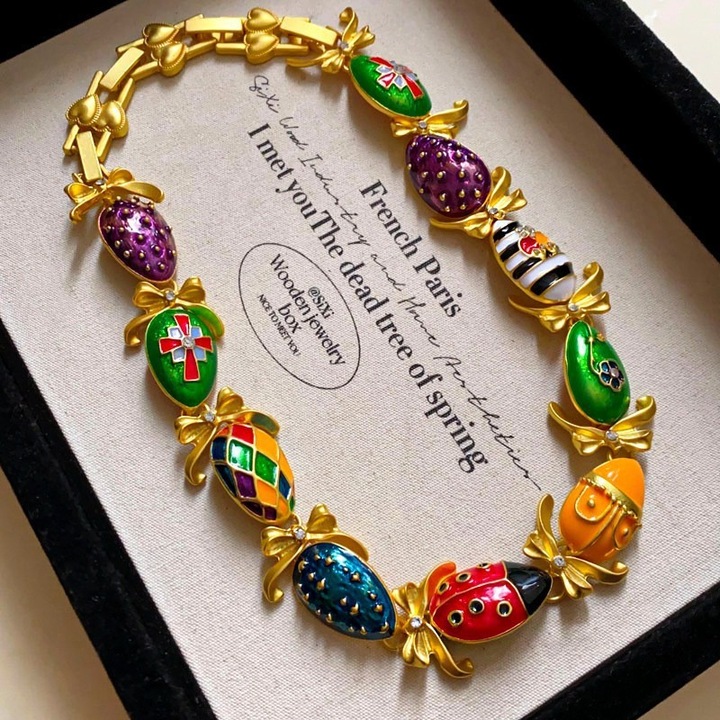 Colier floral vintage cu strasuri, cupru, aurie, 44x2cm