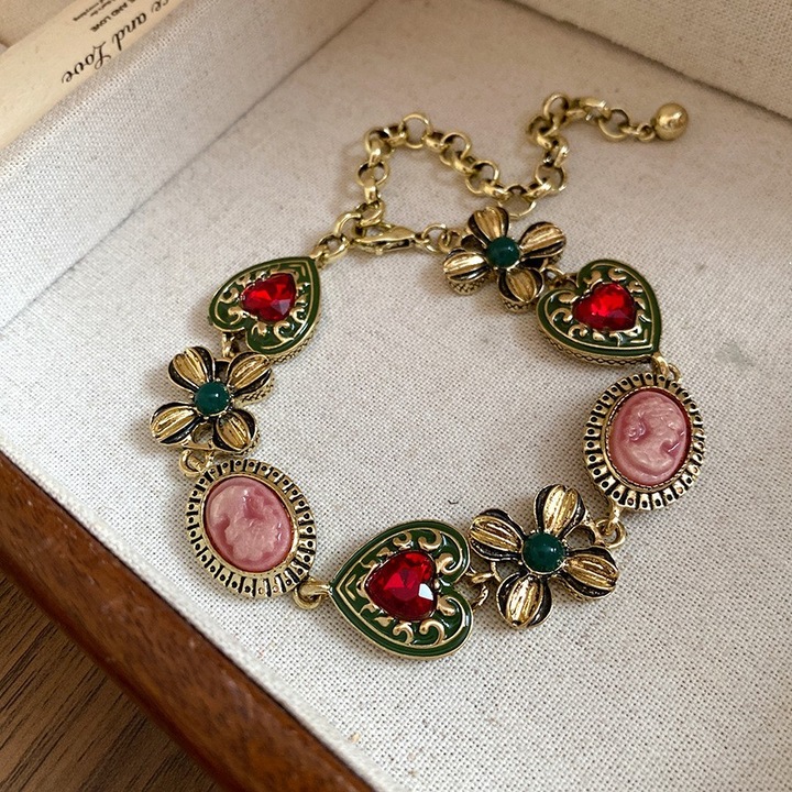 Bratara vintage cu motive florale, cupru cu strasuri, auriu-verde, 24x2cm