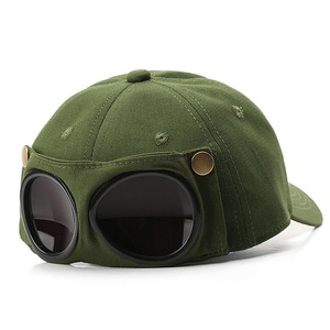 Férfi kalapok és sapkák