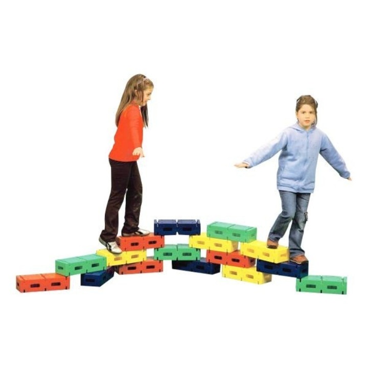 Motorikus készségfejlesztő mászó- és egyensúlyozó készlet, ActivePlay, 16 tégla, 32 tapadókorong, többszínű, 36x15x10cm