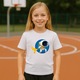 Tricou Astro Bot personaj cu steag stil animat. Copii, 100% Bumbac, Cri-Flo, Culoare Alb, Marime 5-6 ani, 122 CM