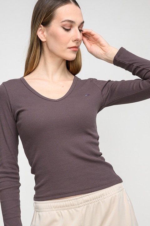 Tommy Jeans, Bluza slim fit striata cu decolteu in V, Maro taupe