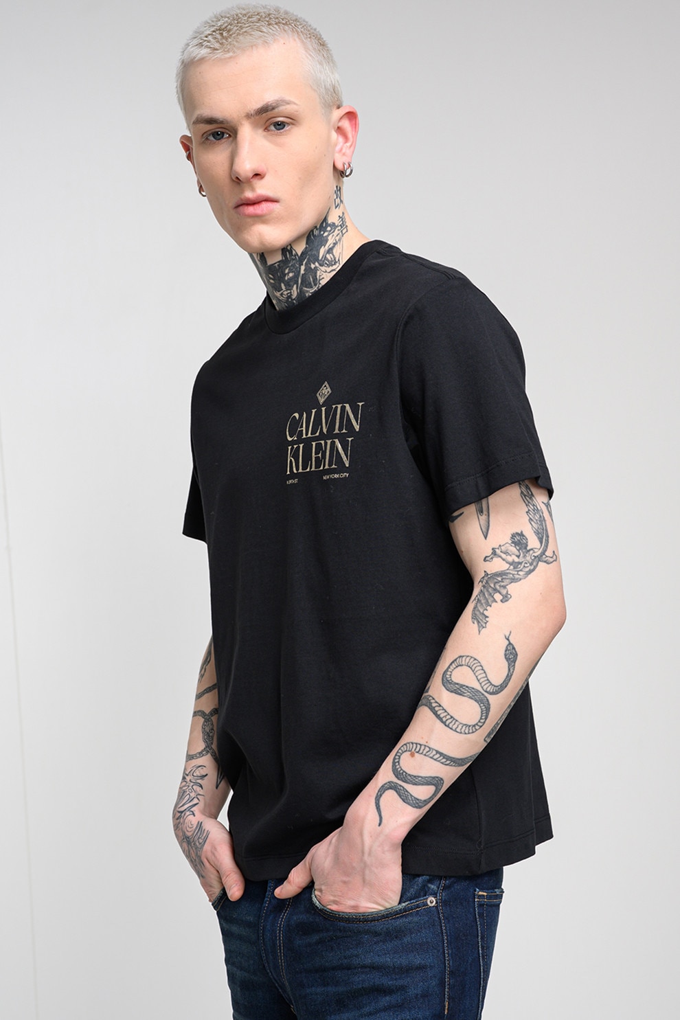CALVIN KLEIN JEANS, Tricou de bumbac cu decolteu la baza gatului si logo, Auriu, Negru, M