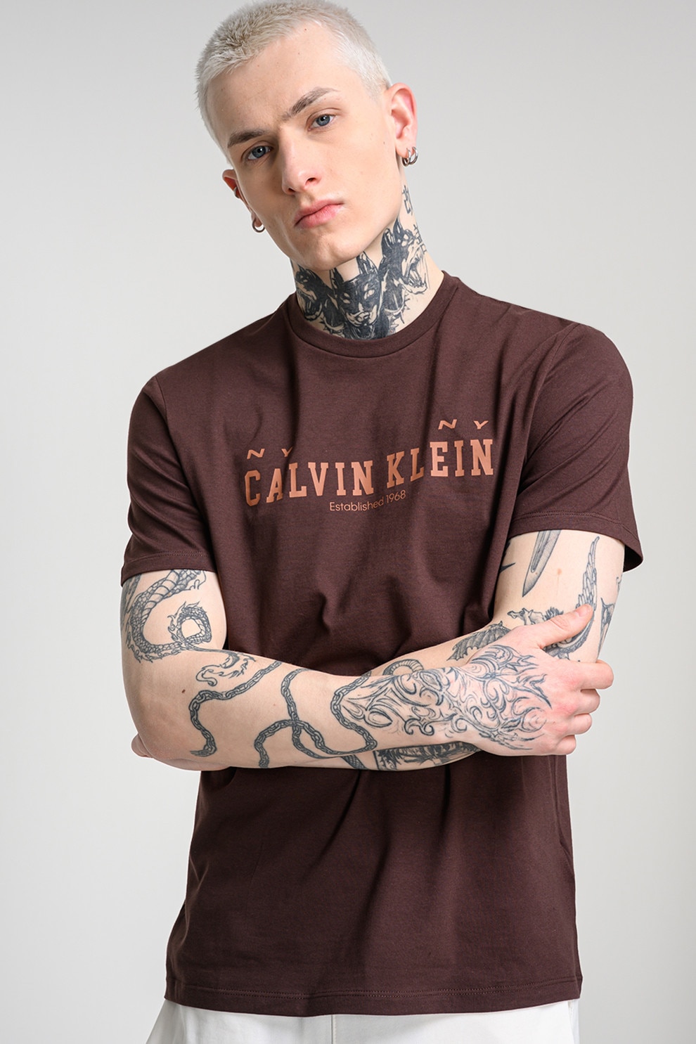CALVIN KLEIN JEANS, Tricou de bumbac cu decolteu la baza gatului si logo, Maro inchis, M