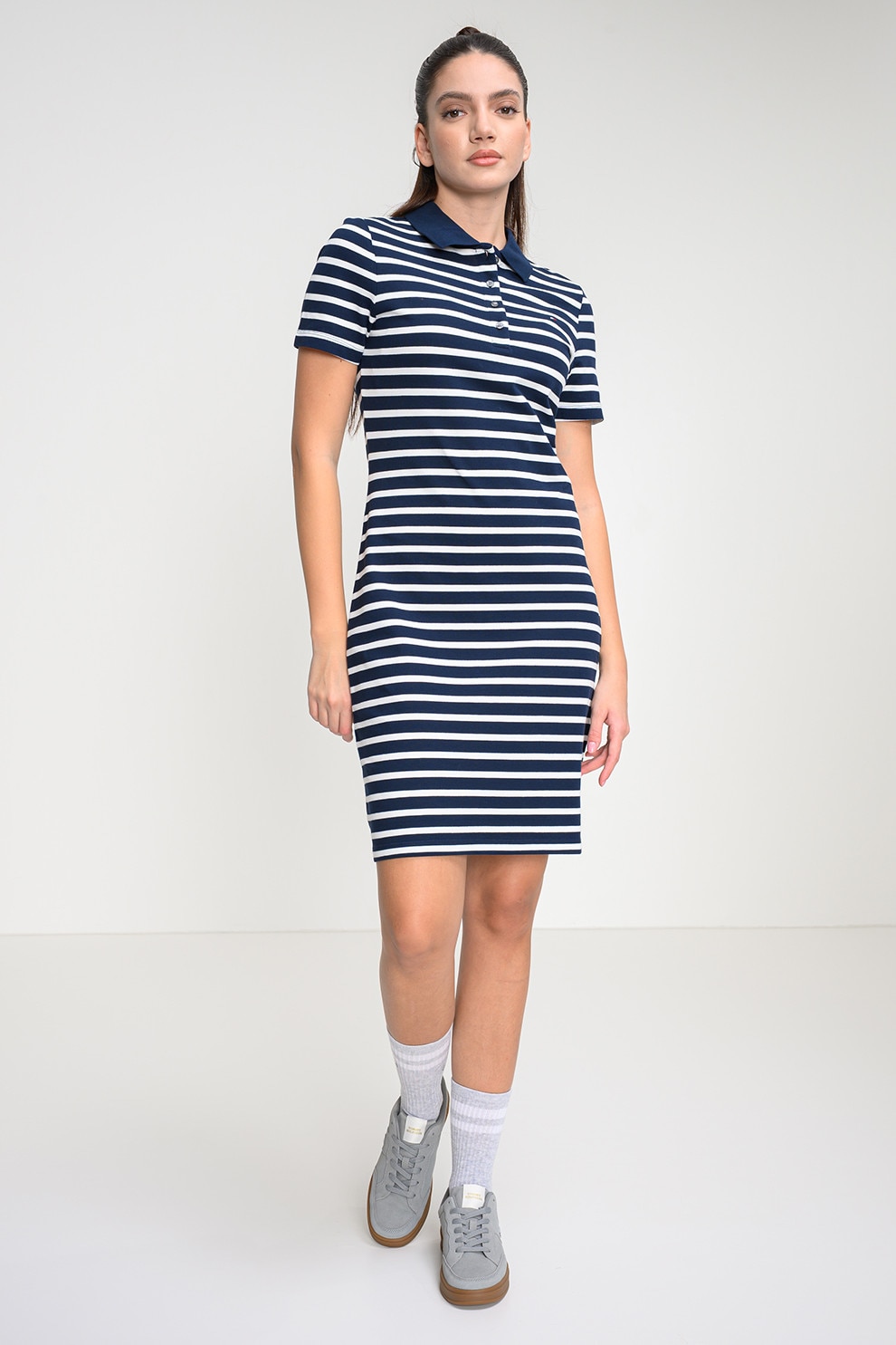 Tommy Hilfiger, Rochie polo cambrata cu logo discret, Alb, Bleumarin, S