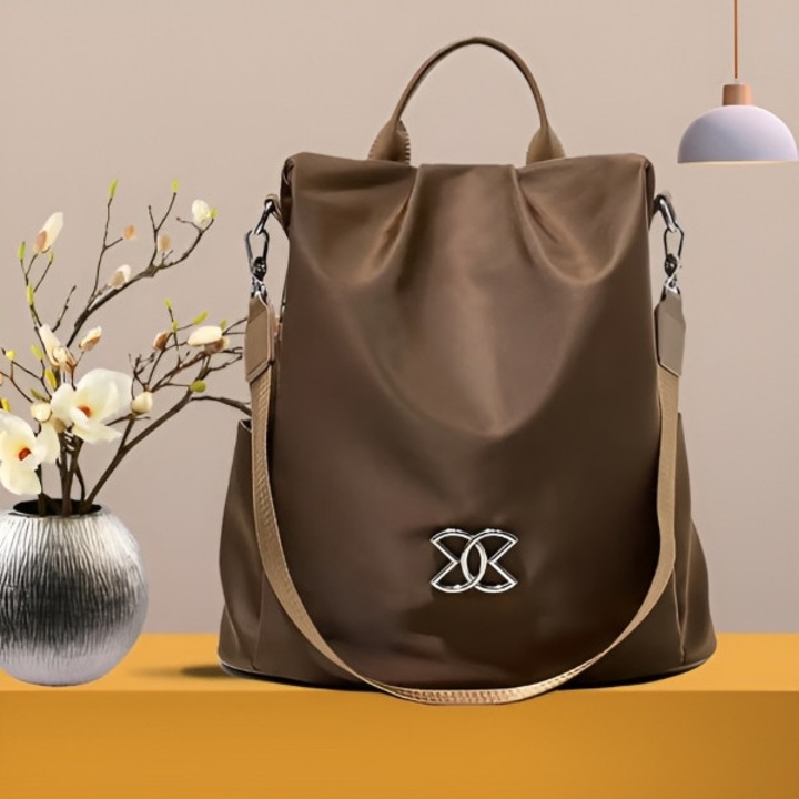 Раница против кражба, може да се носи като раница или чанта за рамо, цип против кражба на гърба, просторен интериор с отделения, 100% водоотблъскващ дизайн - ELIPACK кафяв VIVVA®