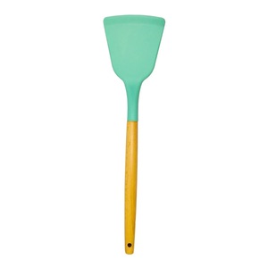 Pensule, spatule si teluri bucatarie