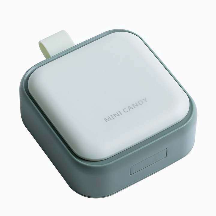 Mini gyógyszer tároló doboz, 4 rekeszes, légmentesen záródó, hordozható, négyzet alakú, PP, 7.5x7.5x3 cm, hatékony rendszerezés, helytakarékos, zöld