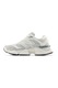 New Balance, Спортни обувки 9060 с текстил и велур, Слонова кост/Светло сив
