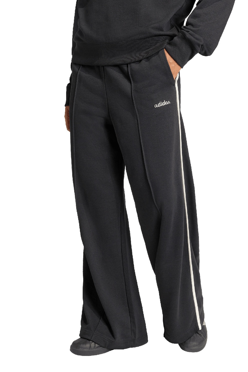 adidas Sportswear, Pantaloni de trening din amestec de bumbac cu croiala lejera, Alb, Negru stins, L