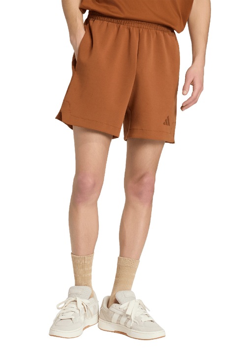 adidas Sportswear, Pantaloni scurti relaxed fit din amestec de modal cu buzunare laterale, Maro scortisoara